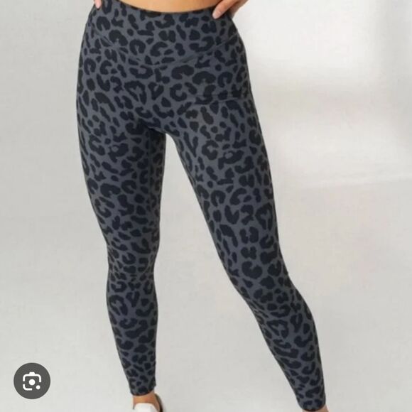 Balance Athletica Pants - Balance Vitality leggings Leopard Cheetah Print Grey Ombre Estimated S Small